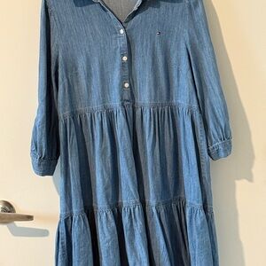 Tommy Hilfiger Chambray Tiered Dress Size 4 Denim Blue Babydoll